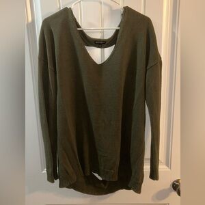Express Scoop Neck Open Back Sweater, Dark Green, M